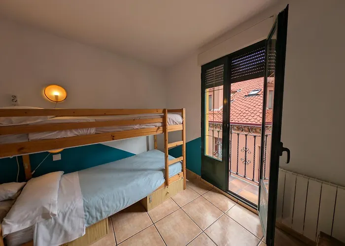 Duermevela, Vencejo. Apartment *